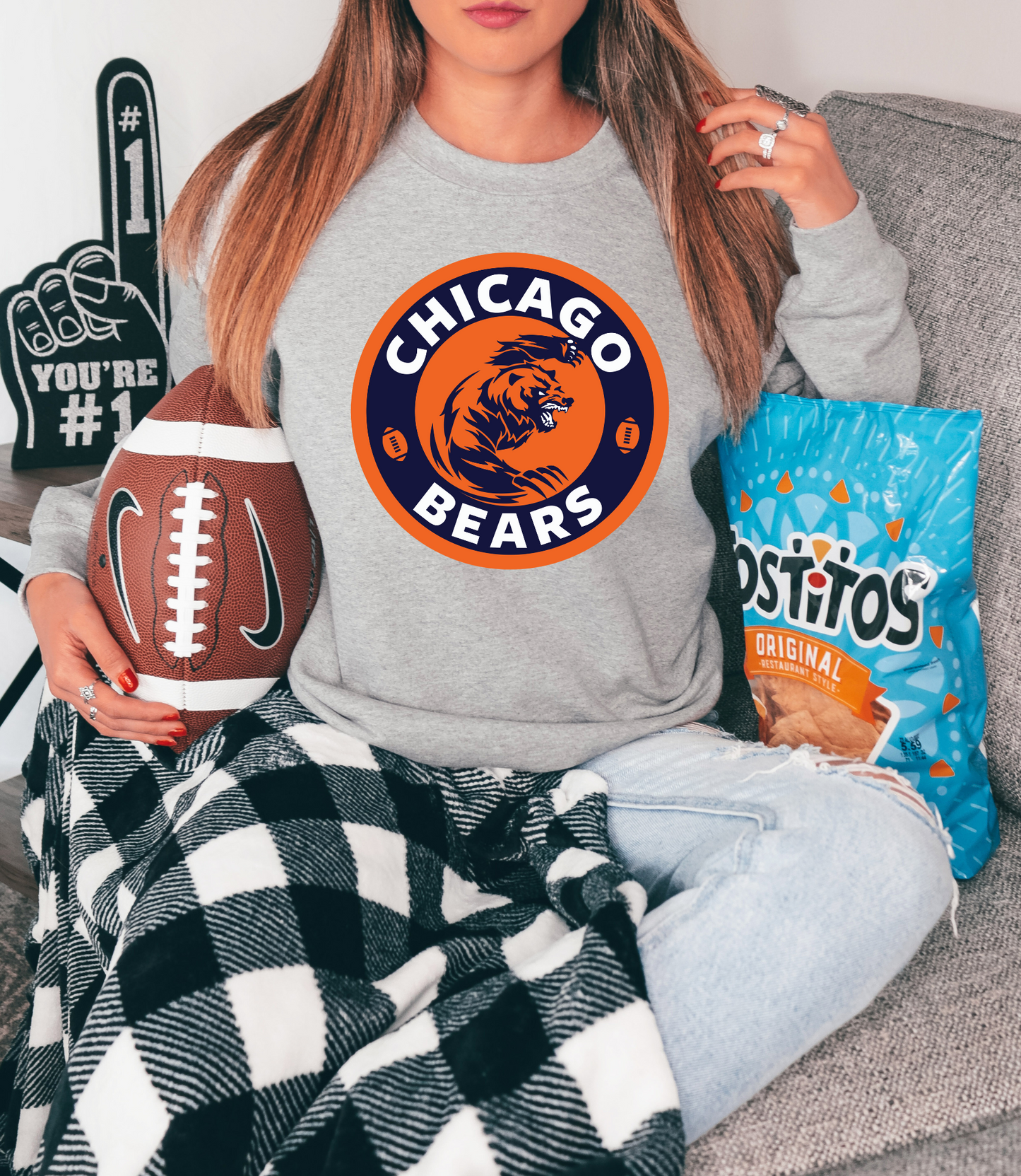 Chicago Bears, bear with long claws