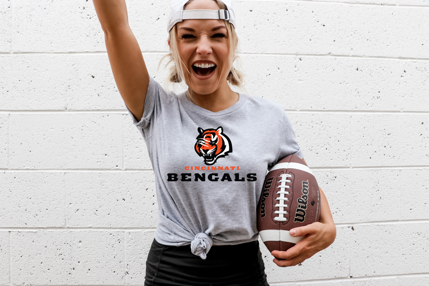 Cincinatti Bengal's with mascot and scratch