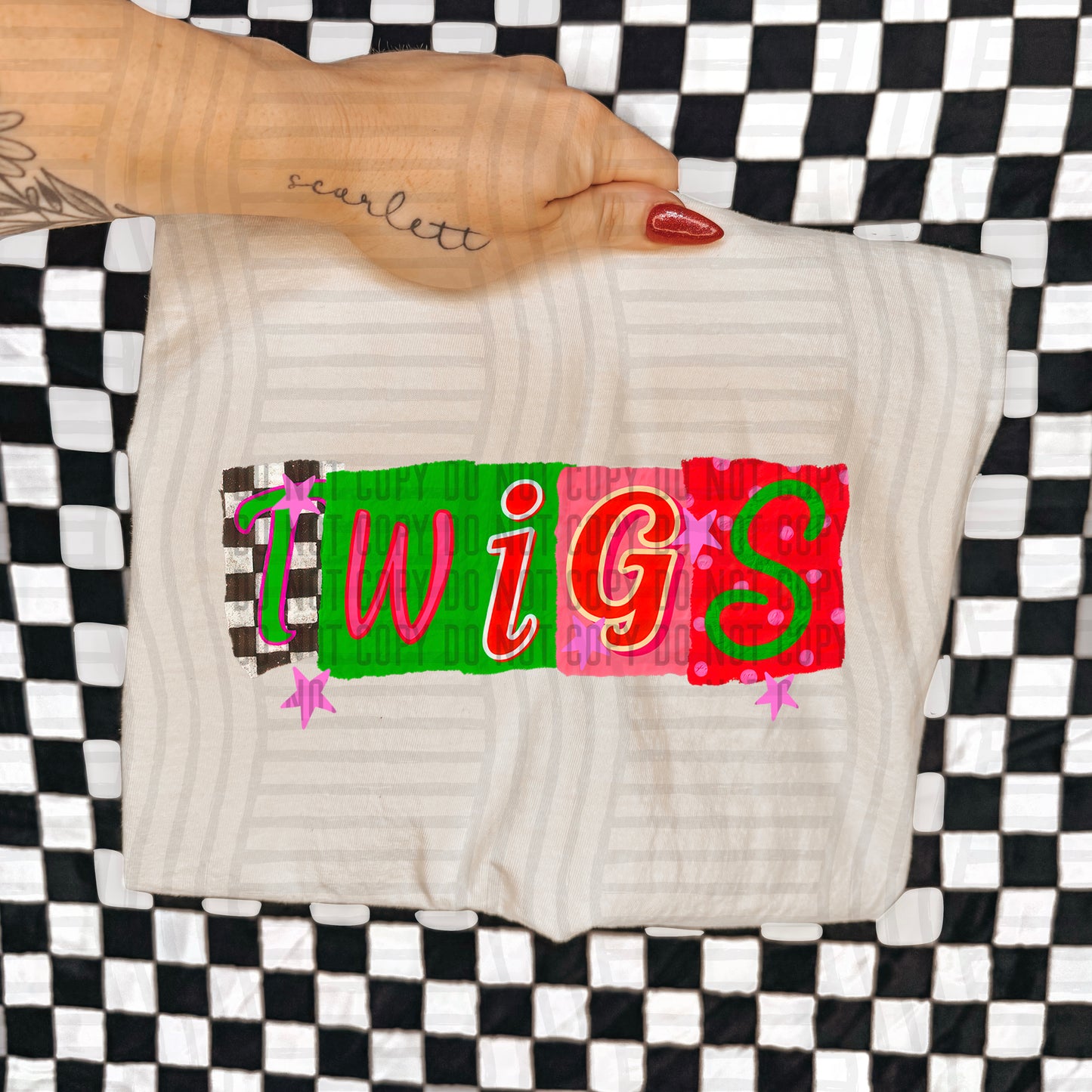 TWIGS RED & GREEN CHECKERS