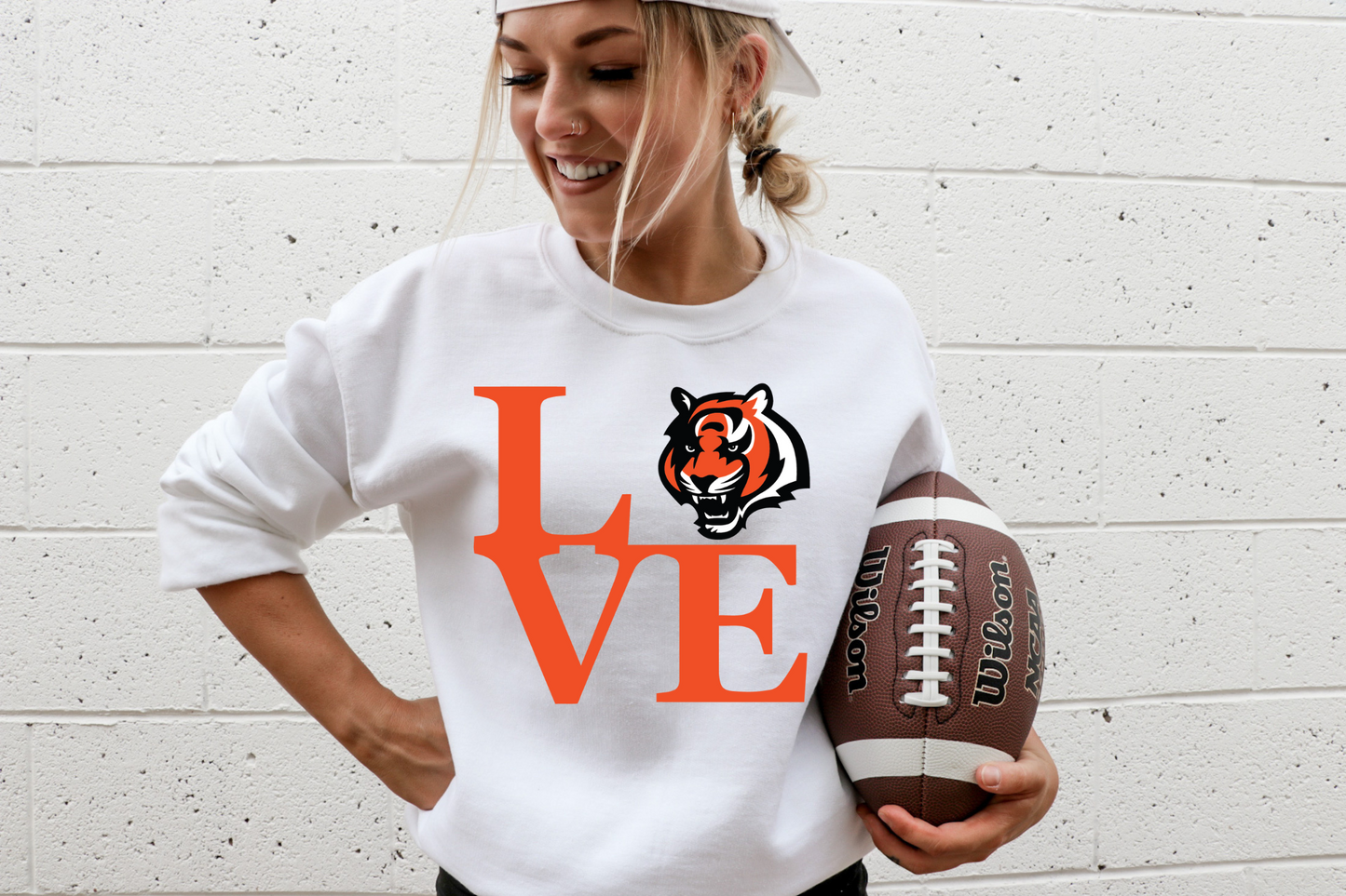 Love with Bengal's mascot