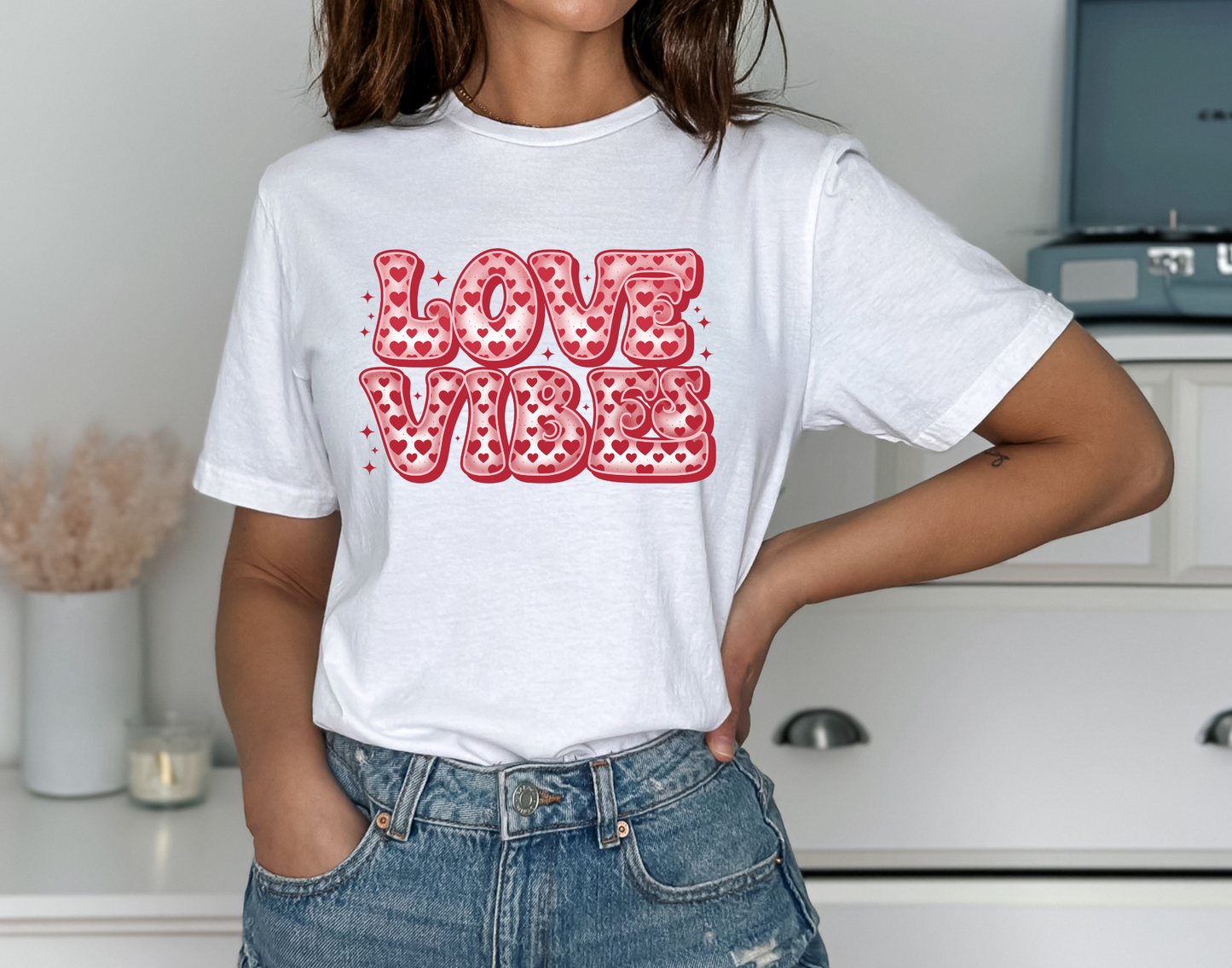Love Vibes – Red Hearts