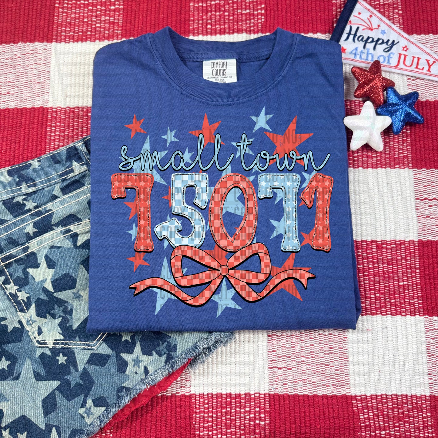 SMALL TOWN 75071 RED WHITE & BLUE