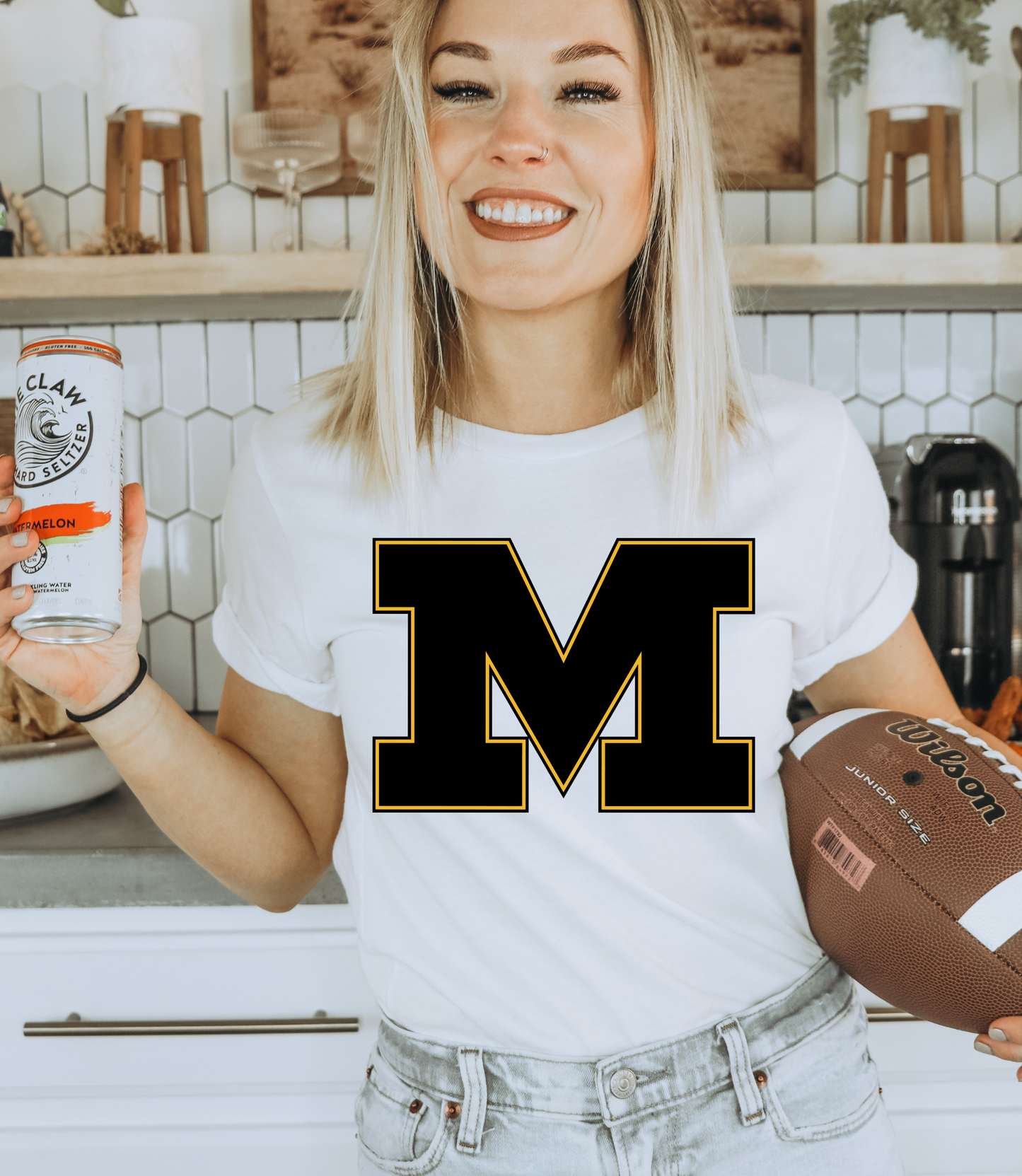 Mizzou M - black with yellow outline