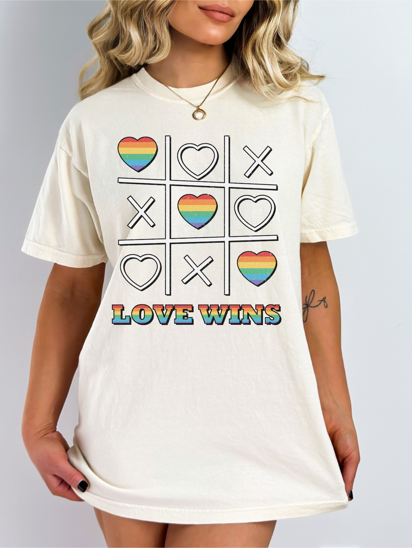 Love wins-tic tac toe