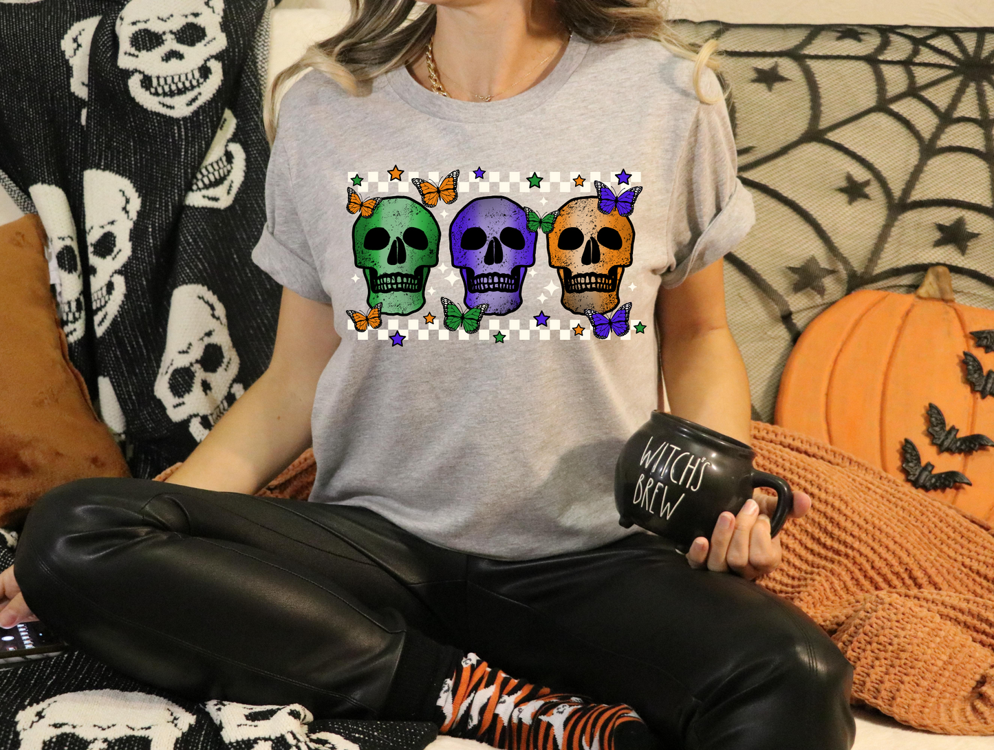 colored skulls white checkered