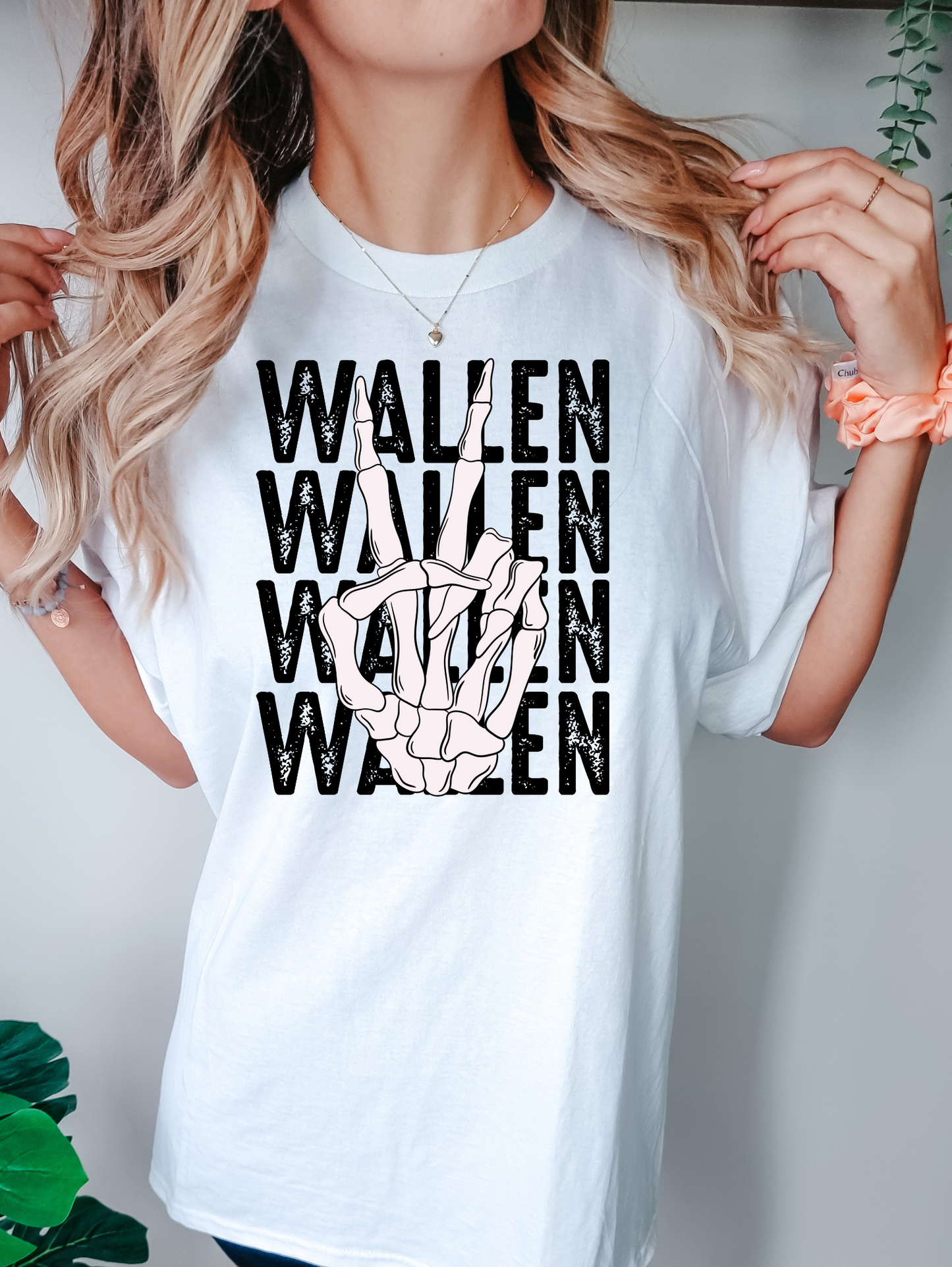 Wallen with peace sign - black
