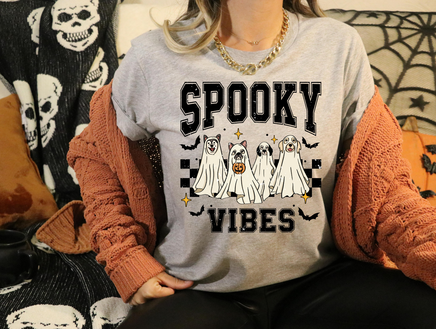 Spooky vibes, ghosts and black checkered