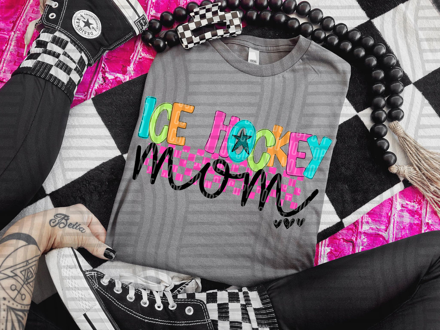 ICE HOCKEY MOM COLORFUL STARS CHECKERS