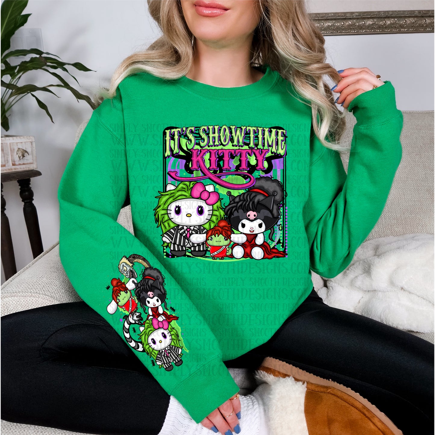 It's showtime kitty (Beetlejuice) Sleeve