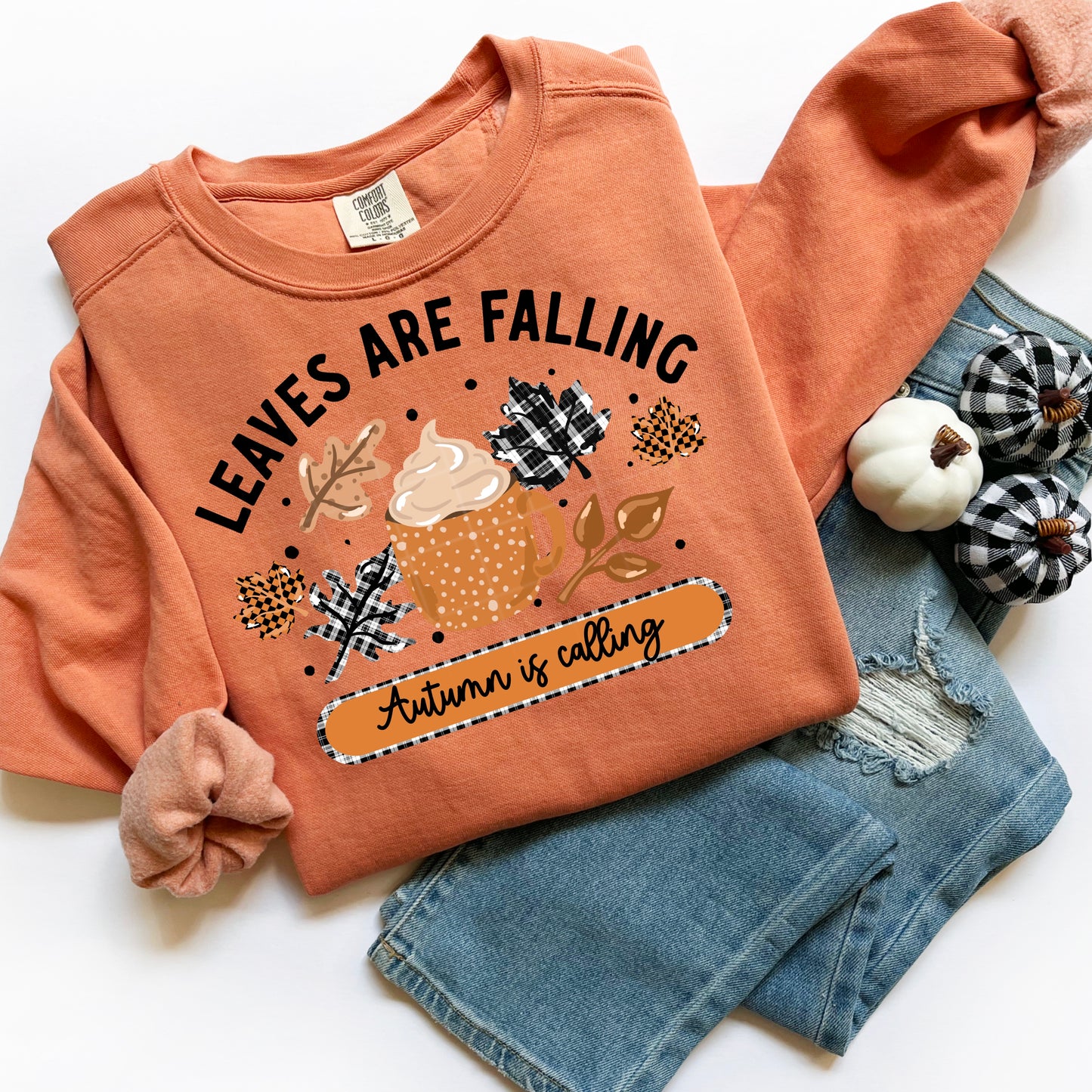 Leaves are falling, Autumn is calling