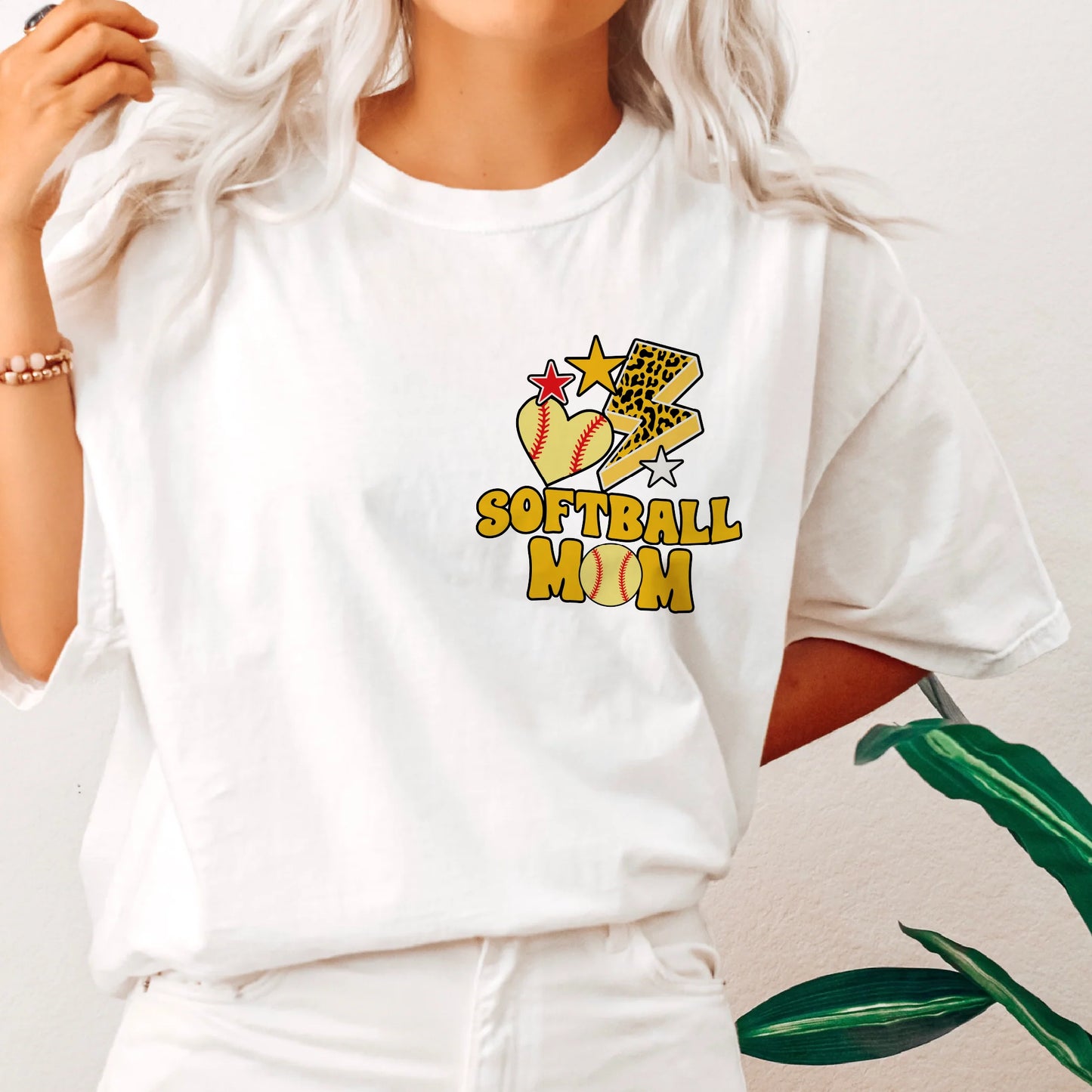 Softball mom-pocket