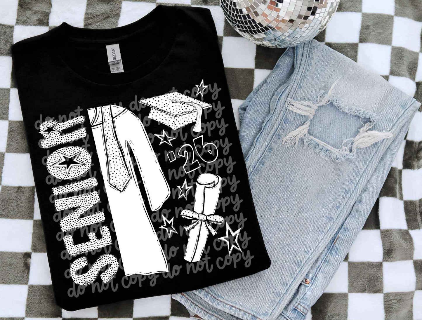 Senior '26 (bw dots)