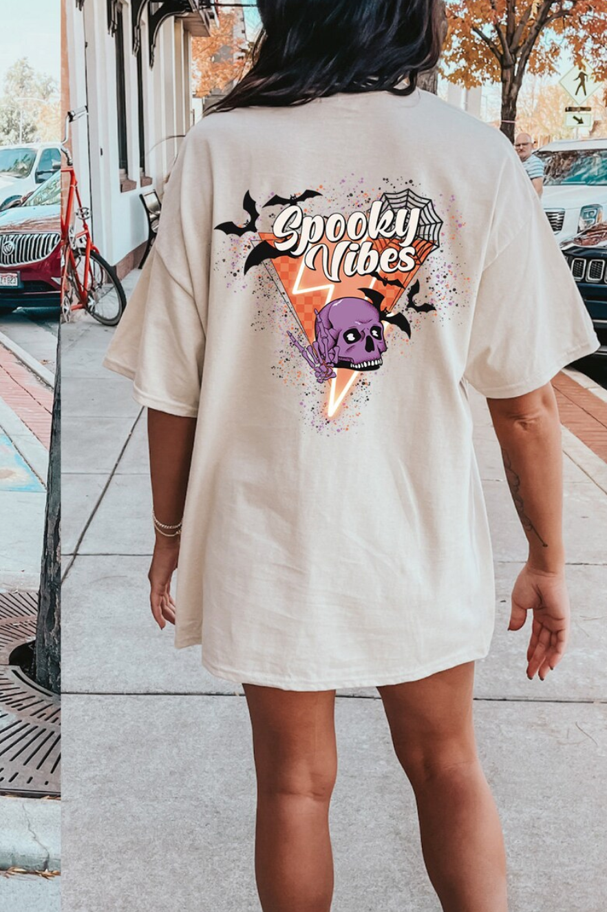 Spooky vibes with Purple skull-back