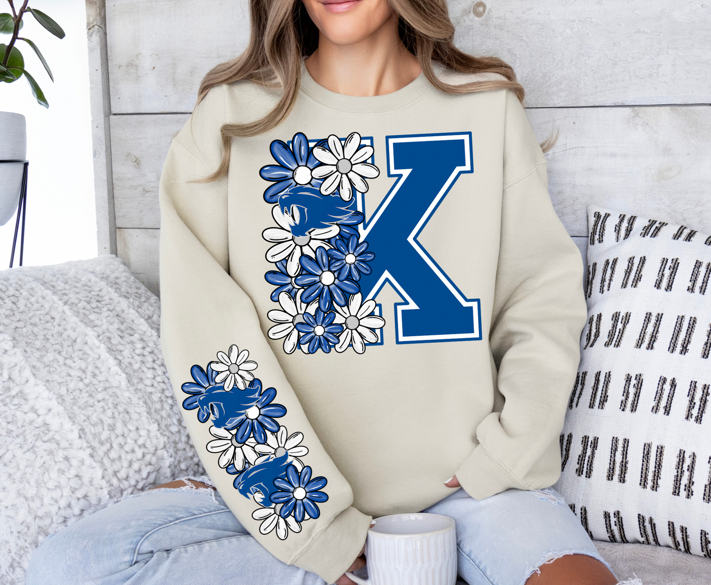 Floral Kentucky Wildcats- CHEST
