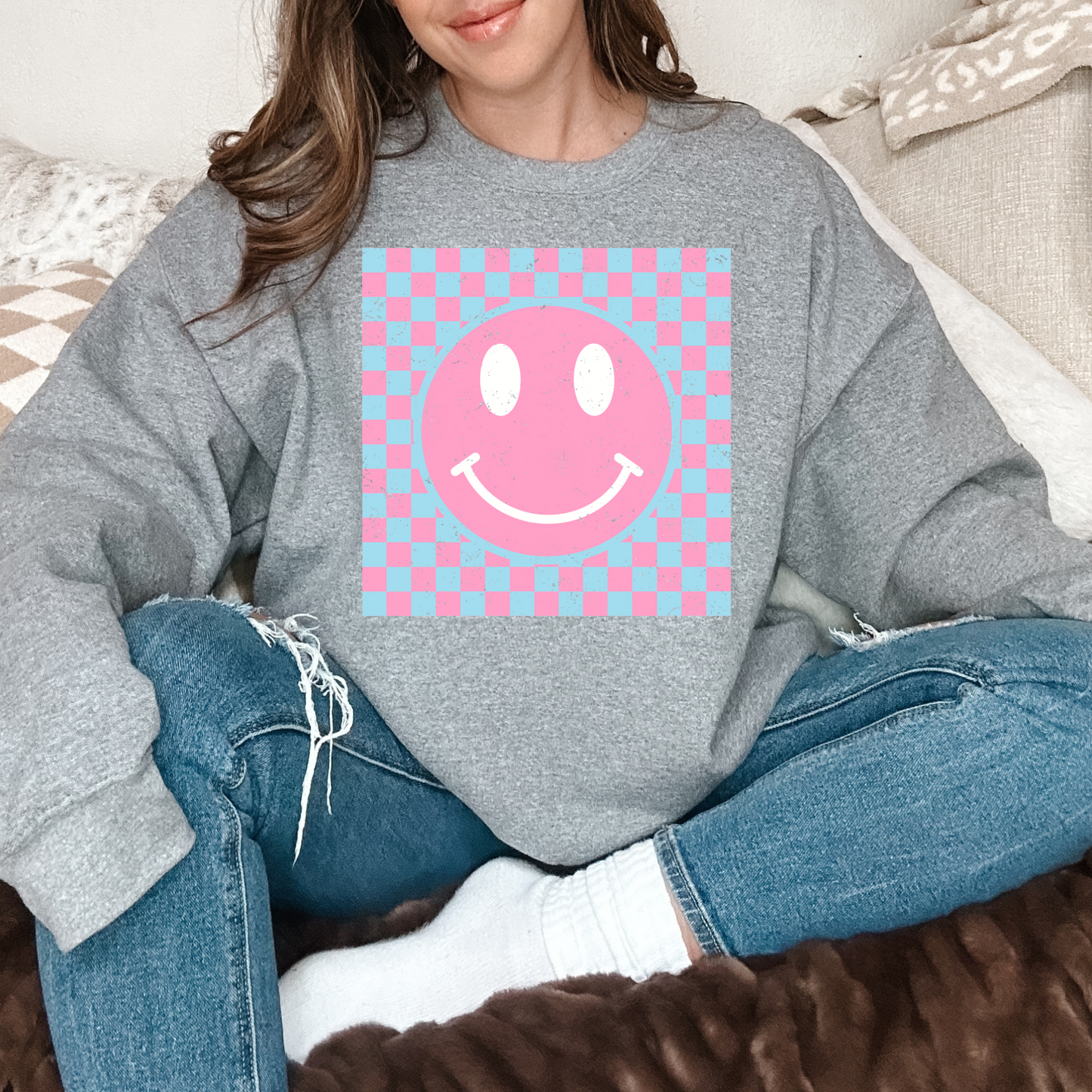 Smiley Face – Pink Checkered