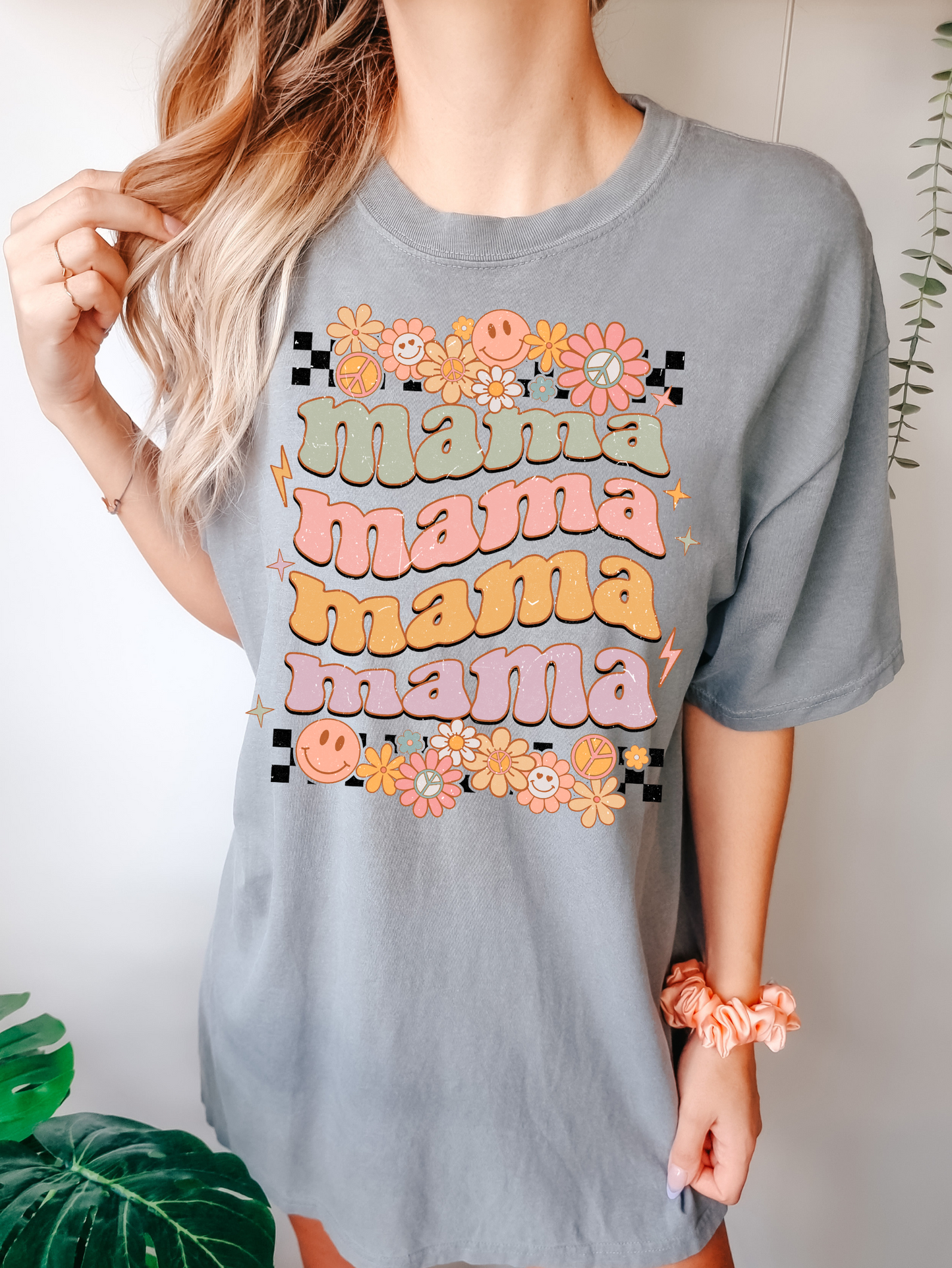 Mama, black checkered, with smiley and flowers