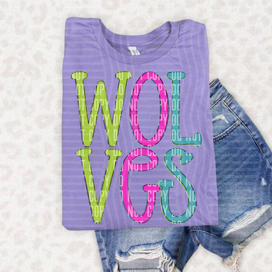 COLORFUL WOLVES