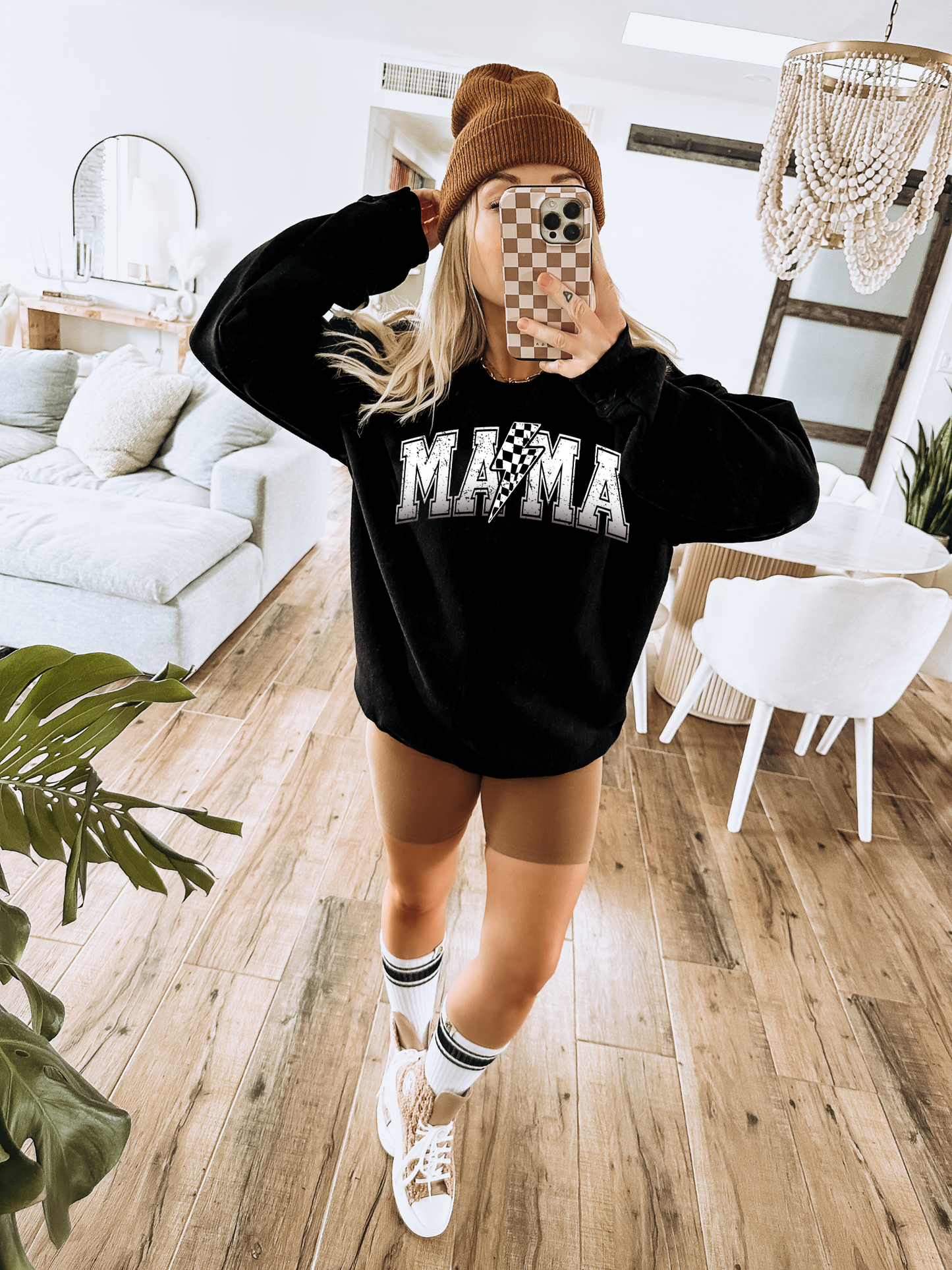 Mama-Checkered Lightning