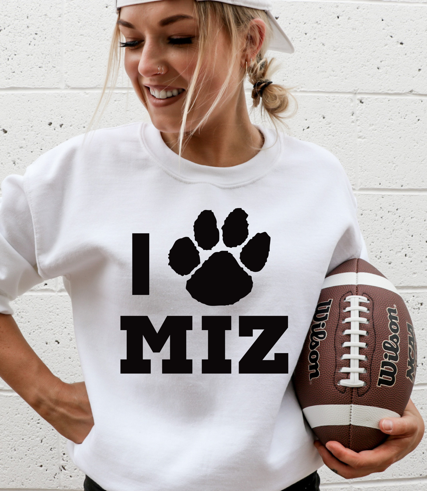 I love Miz - black with pawprint as heart