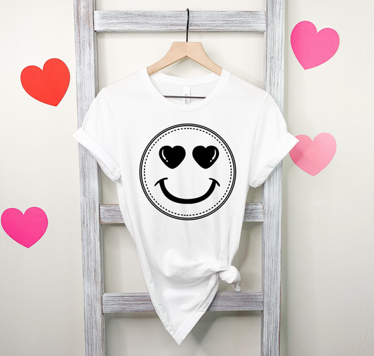 Black & White Smiley Face With Heart Eyes