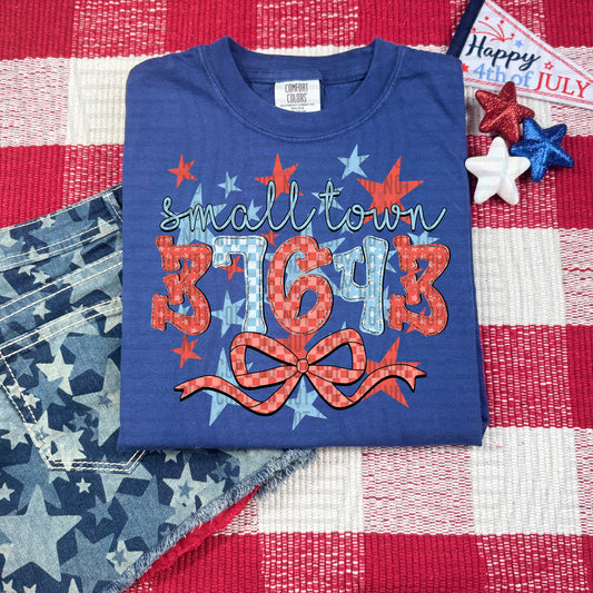 SMALL TOWN 37643 RED WHITE & BLUE