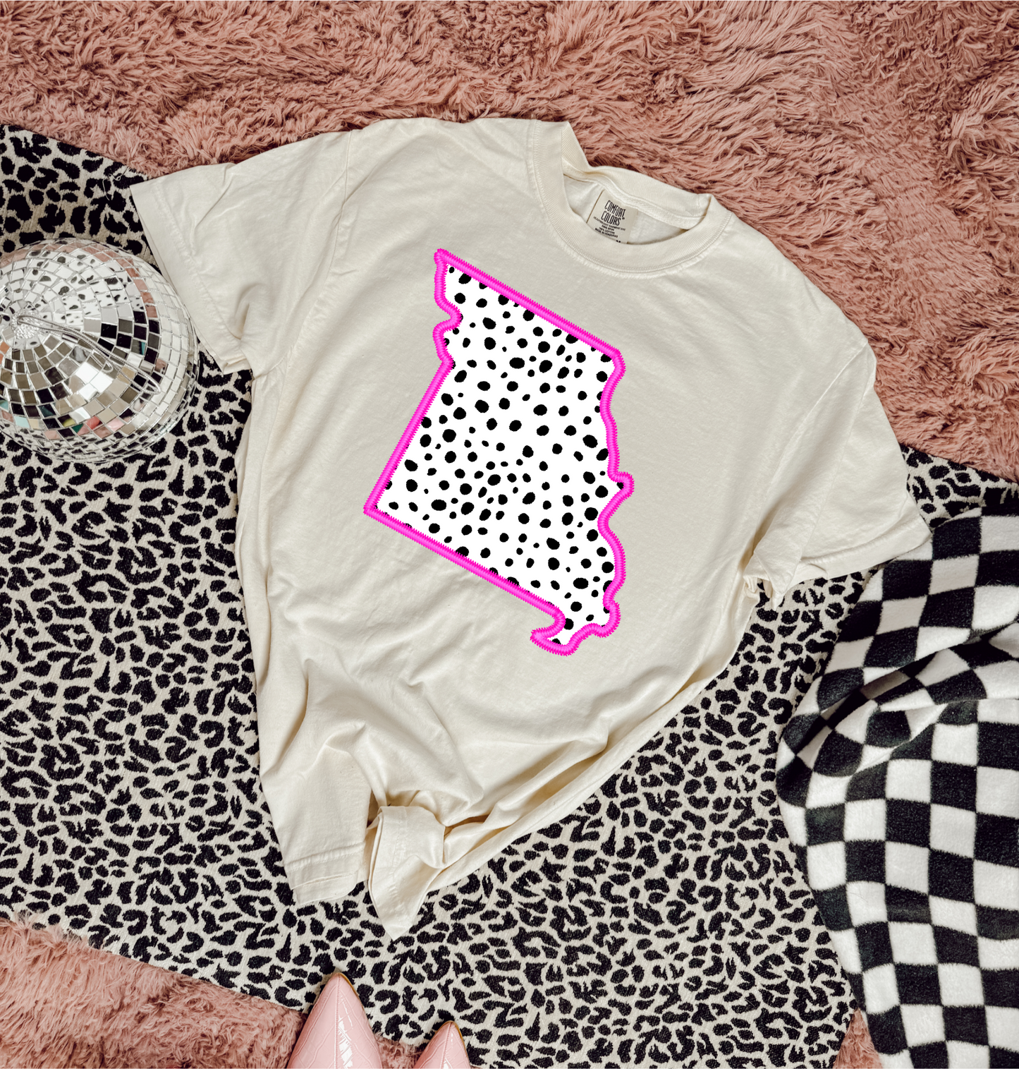 Missouri-Pink Outline