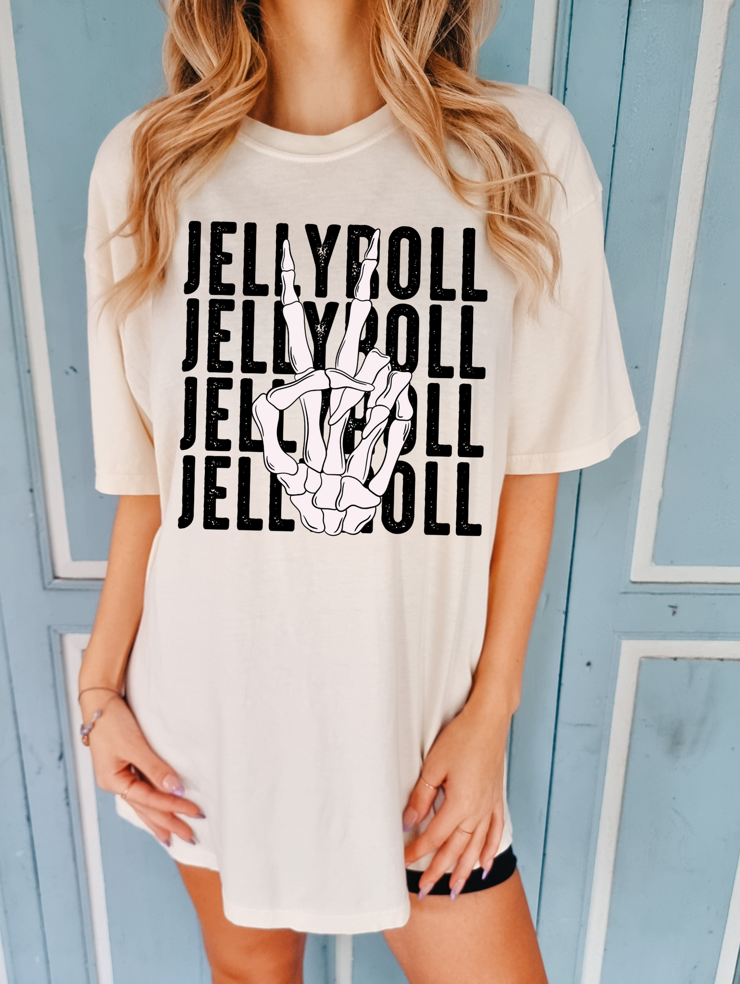 Jelly roll with peace sign
