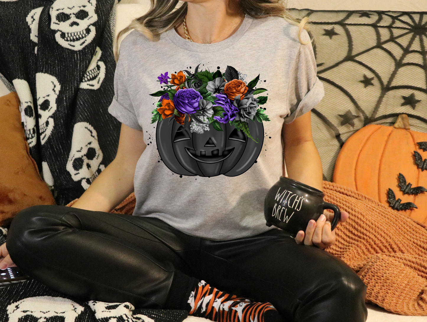 Black jack-o-lantern with flowers