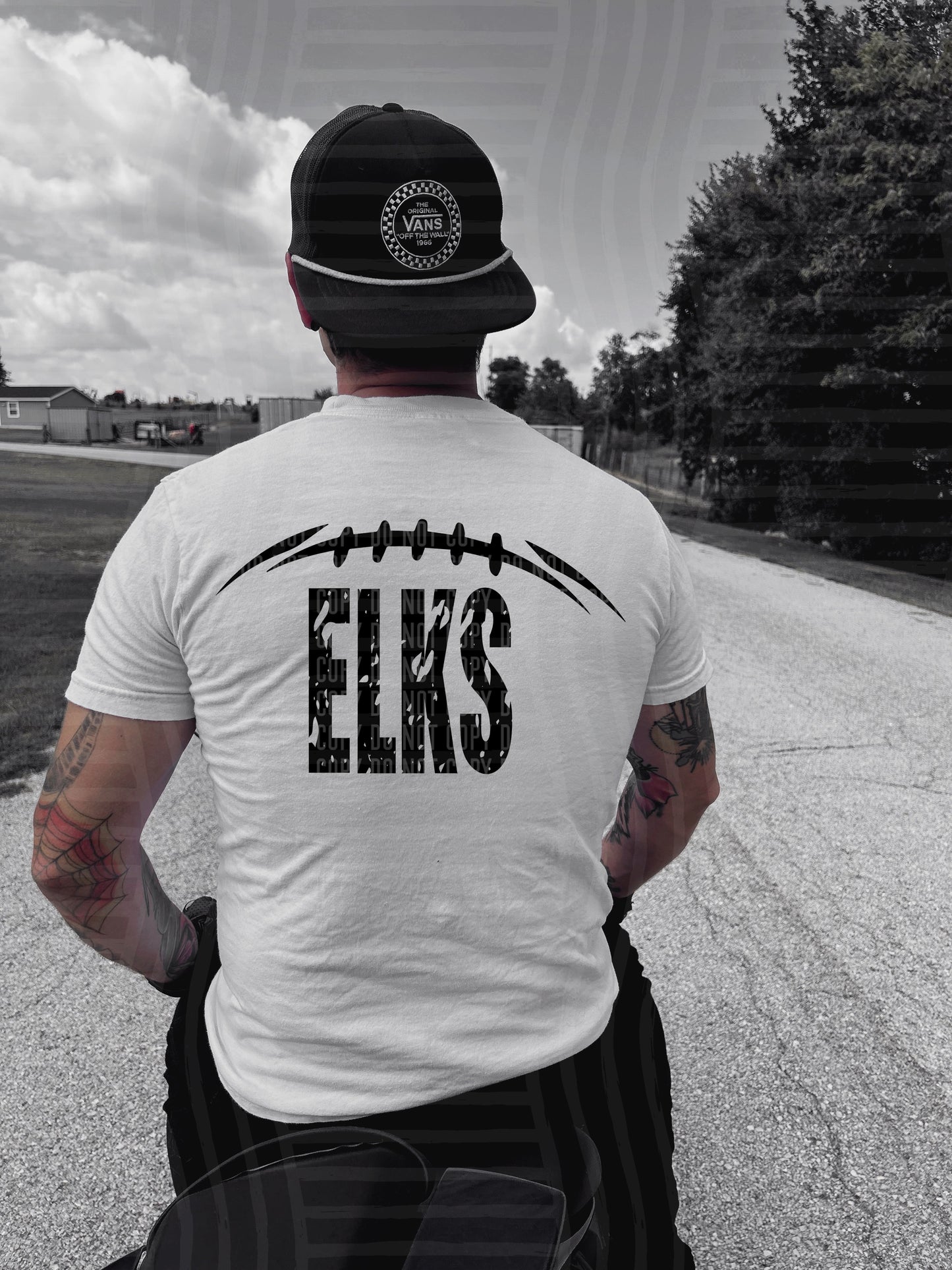 Elks (solid black football)