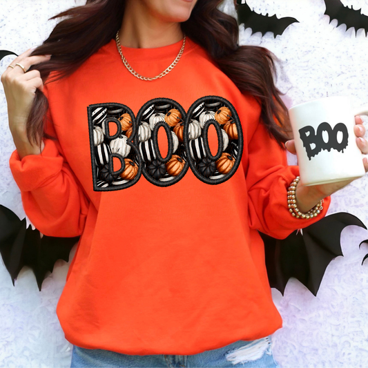 Boo (black and orange pumpkins)