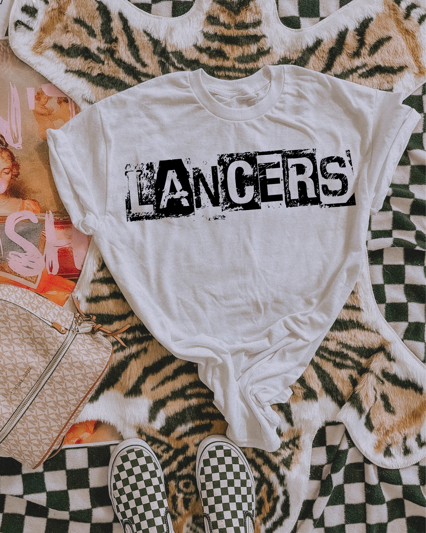 Lancers Black And White Spray Paint