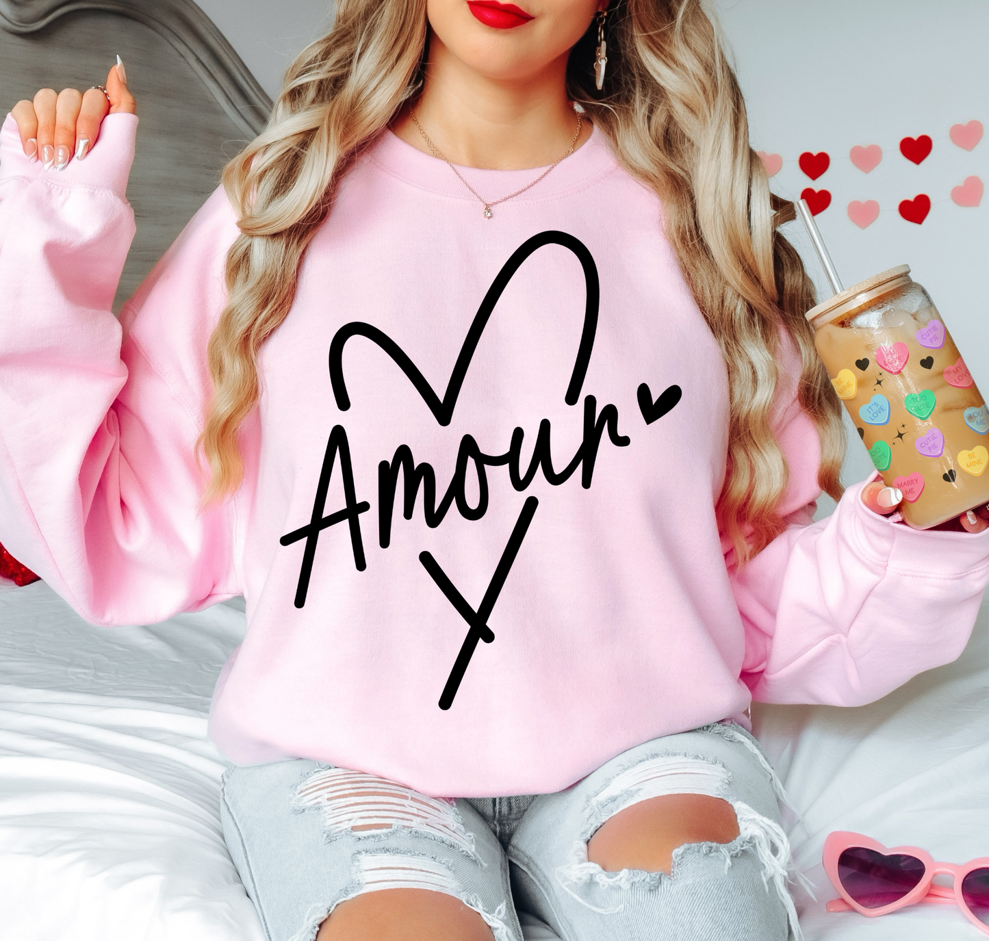 Amour Black Cursive Letters With Heart