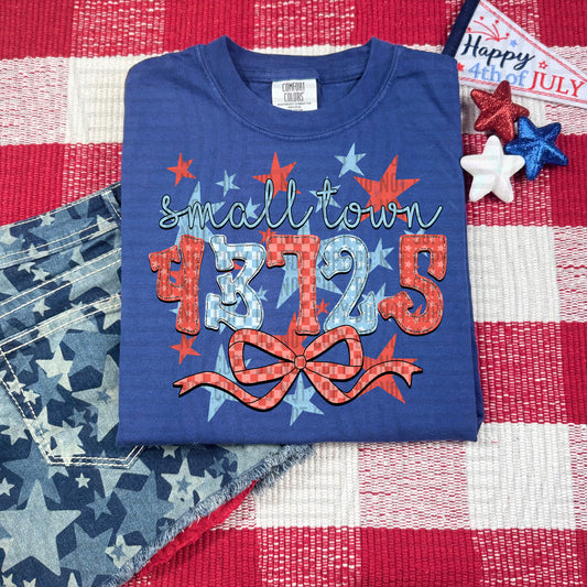 SMALL TOWN 43725 RED WHITE & BLUE