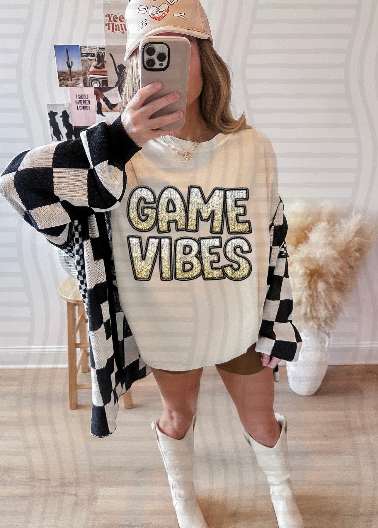 GAME VIBES GOLD FAUX GLITTER