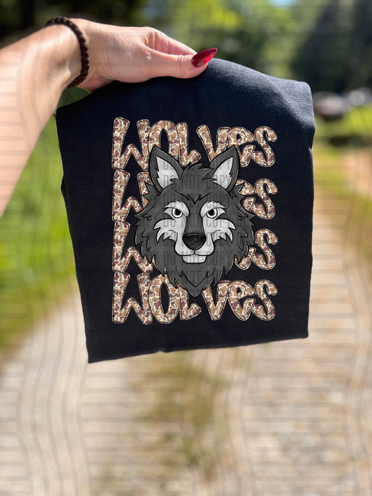 Camo Wolves