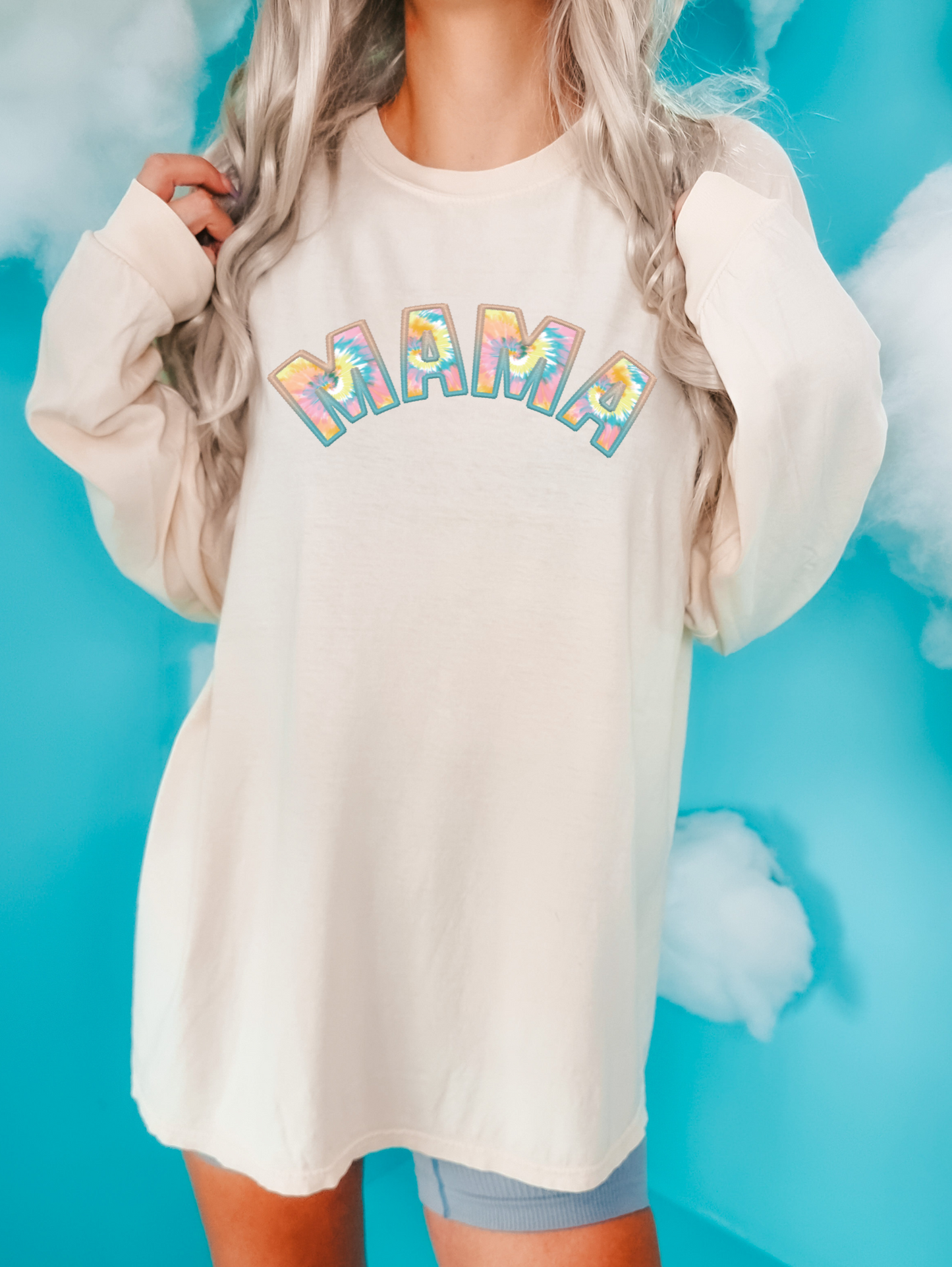 Mama, curved-tye dye