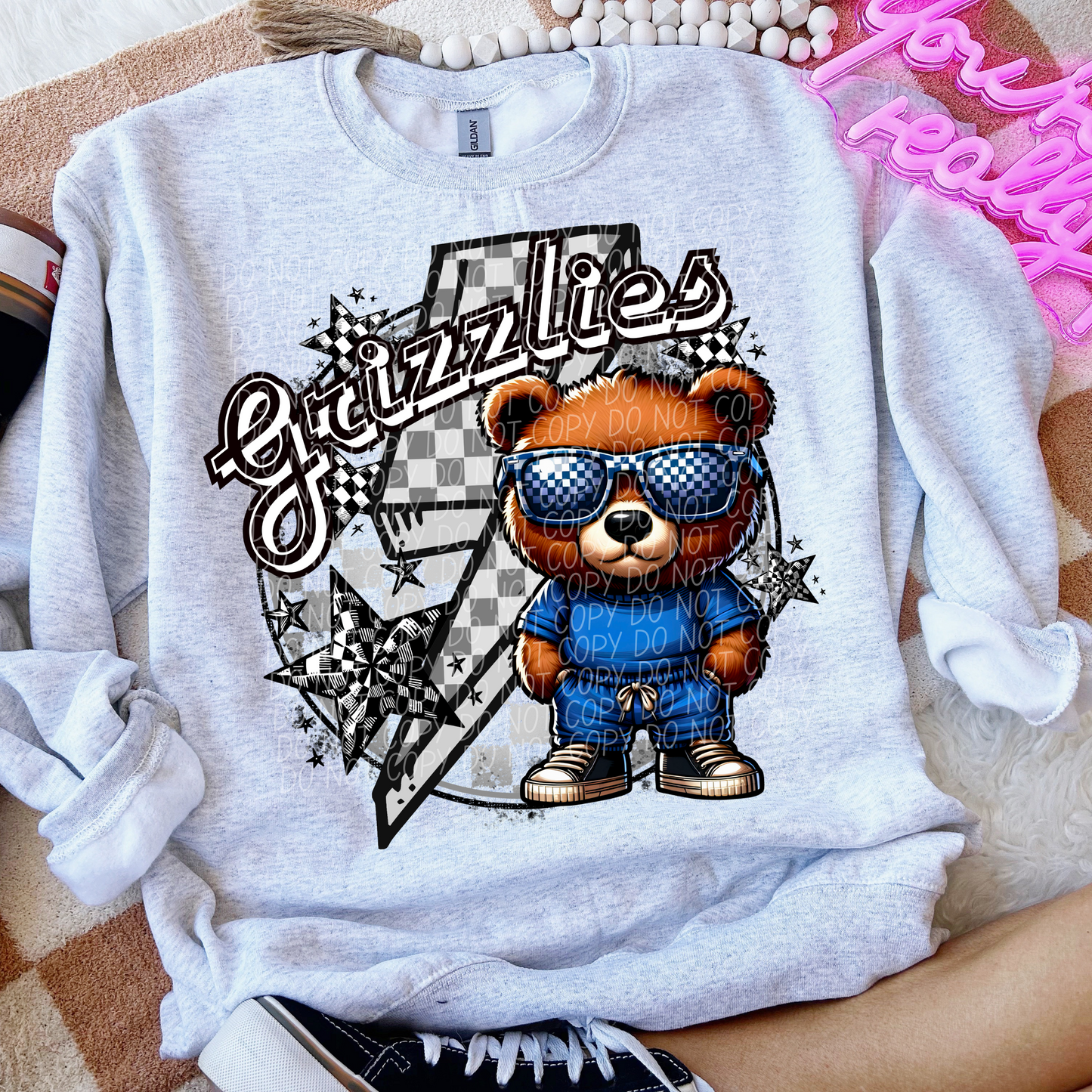 Grizzlies Checkered Lightning Bolt