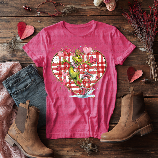 GRINCH SKATING HEART