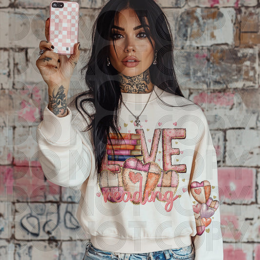 Love Reading (sleeve)
