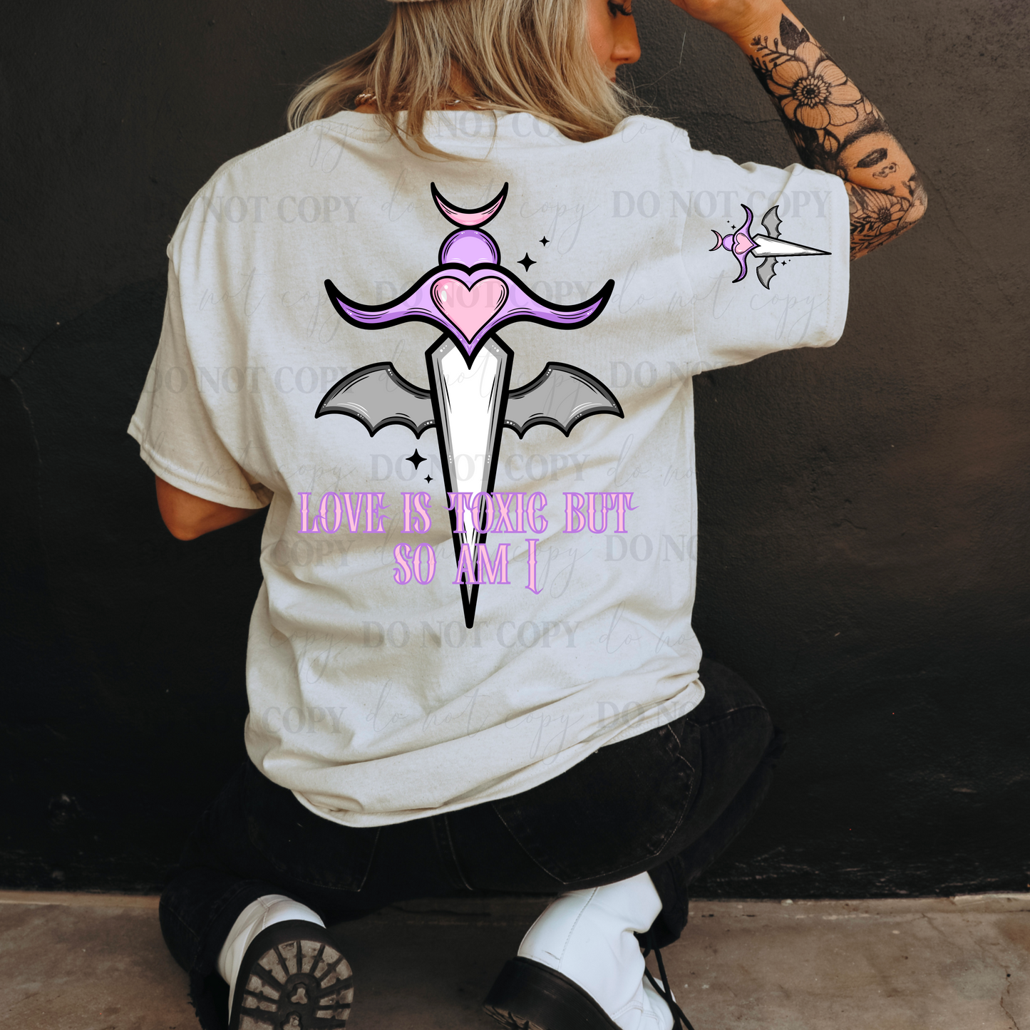 Love Is Toxic But So Am I-GRAY BACK