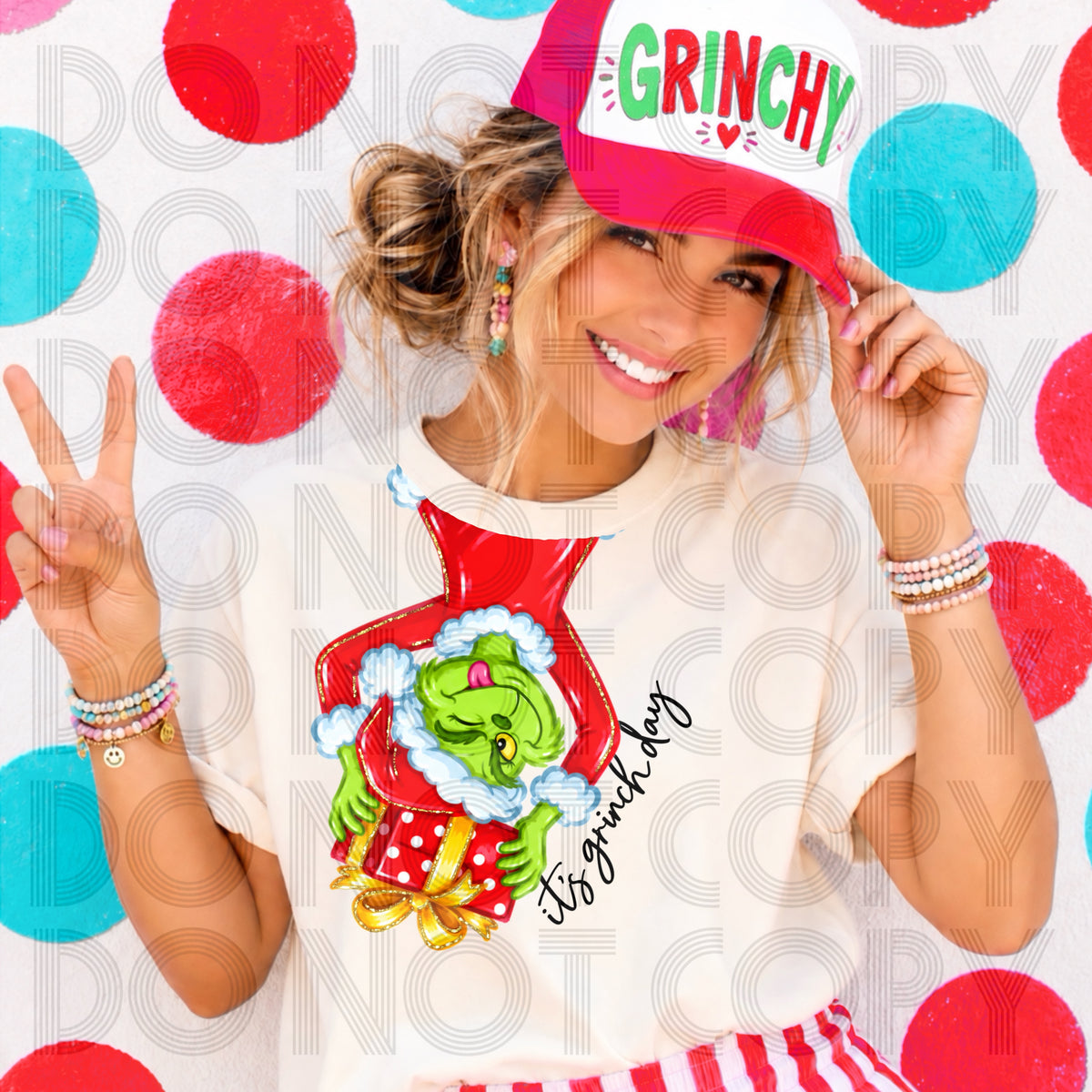 ITS GRINCH DAY NECKLINE SHENANIGANS