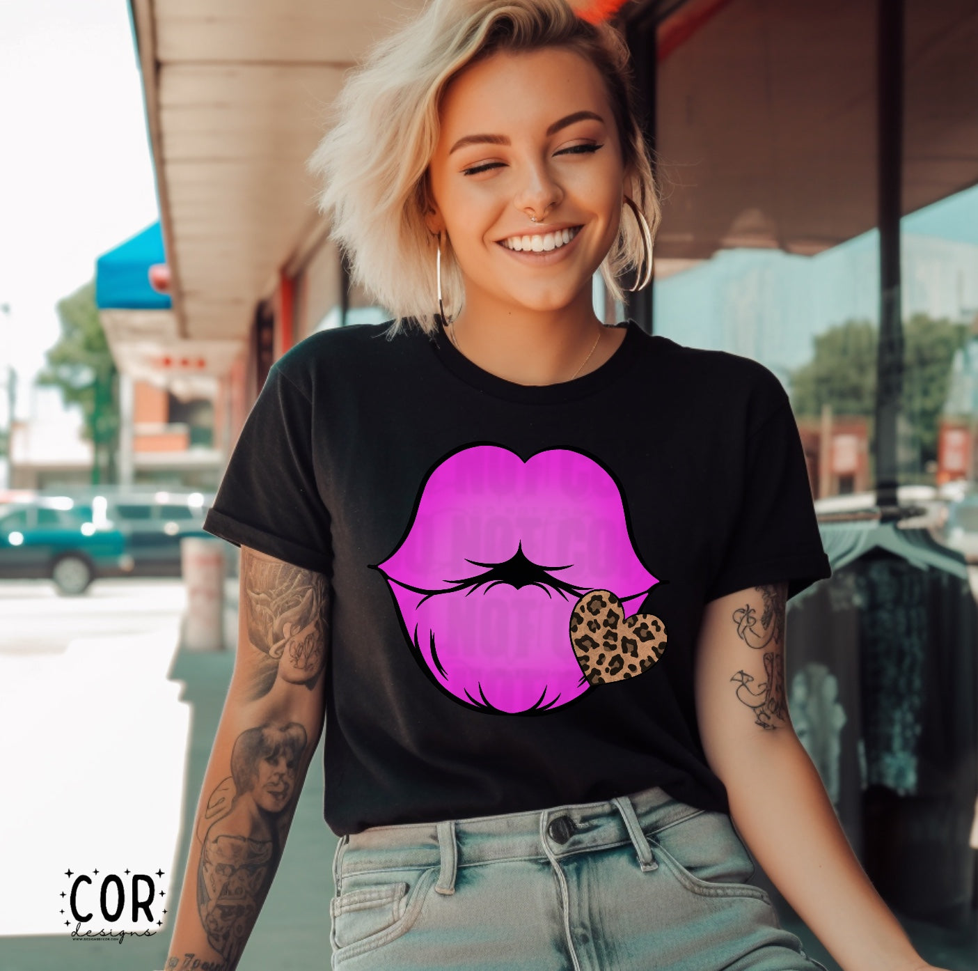 Pink Lips Cheetah Heart