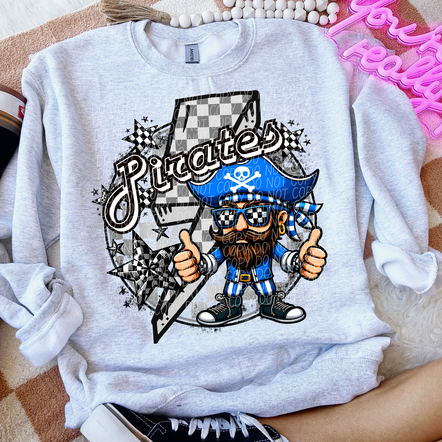 Pirates Checkered Lightning Bolt