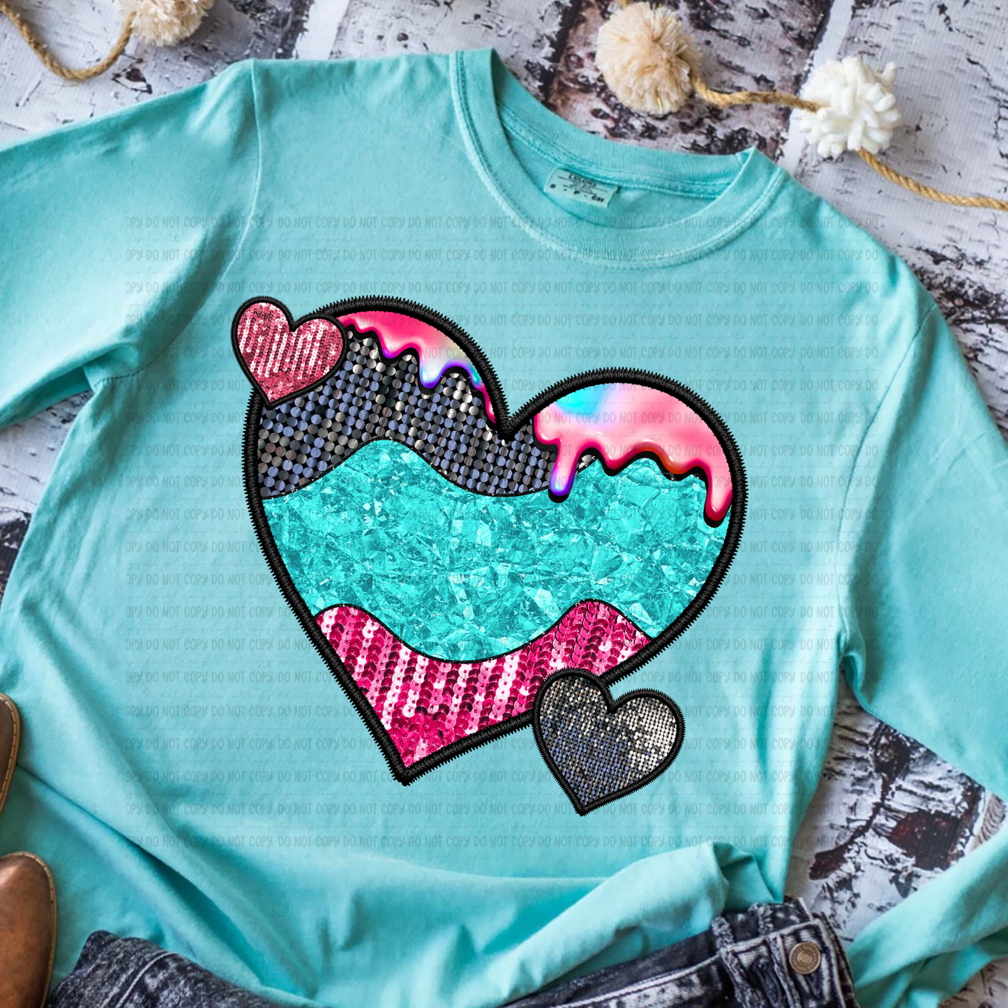 SEQUIN DRIP HEART
