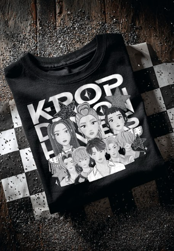 K-POP DEMON HUNTERS (BLACK & WHITE)