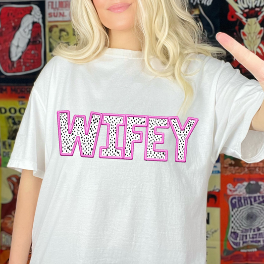 Wifey – Pink Border