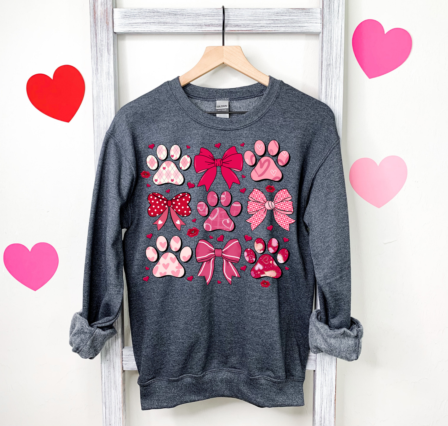 Valentines Paw Prints & Bows