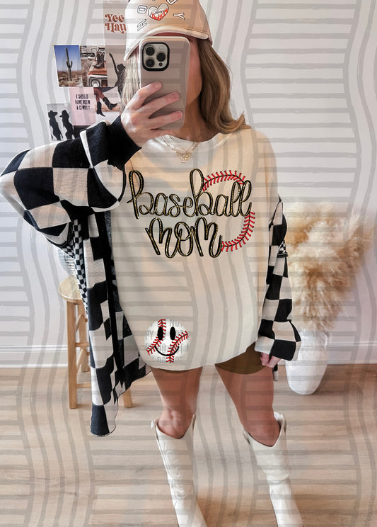 BASEBALL MOM (CHEST DESIGN ONLY)